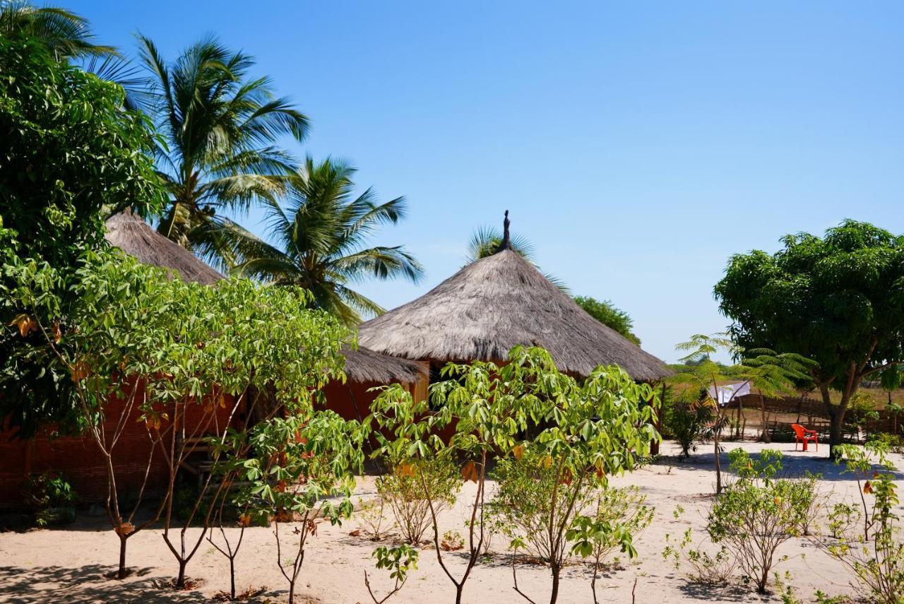 Campement Kaymba Lodge Kachiouane Ngoại thất bức ảnh