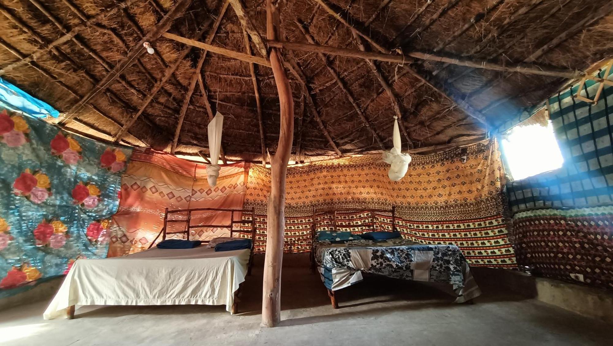 Campement Kaymba Lodge Kachiouane Ngoại thất bức ảnh